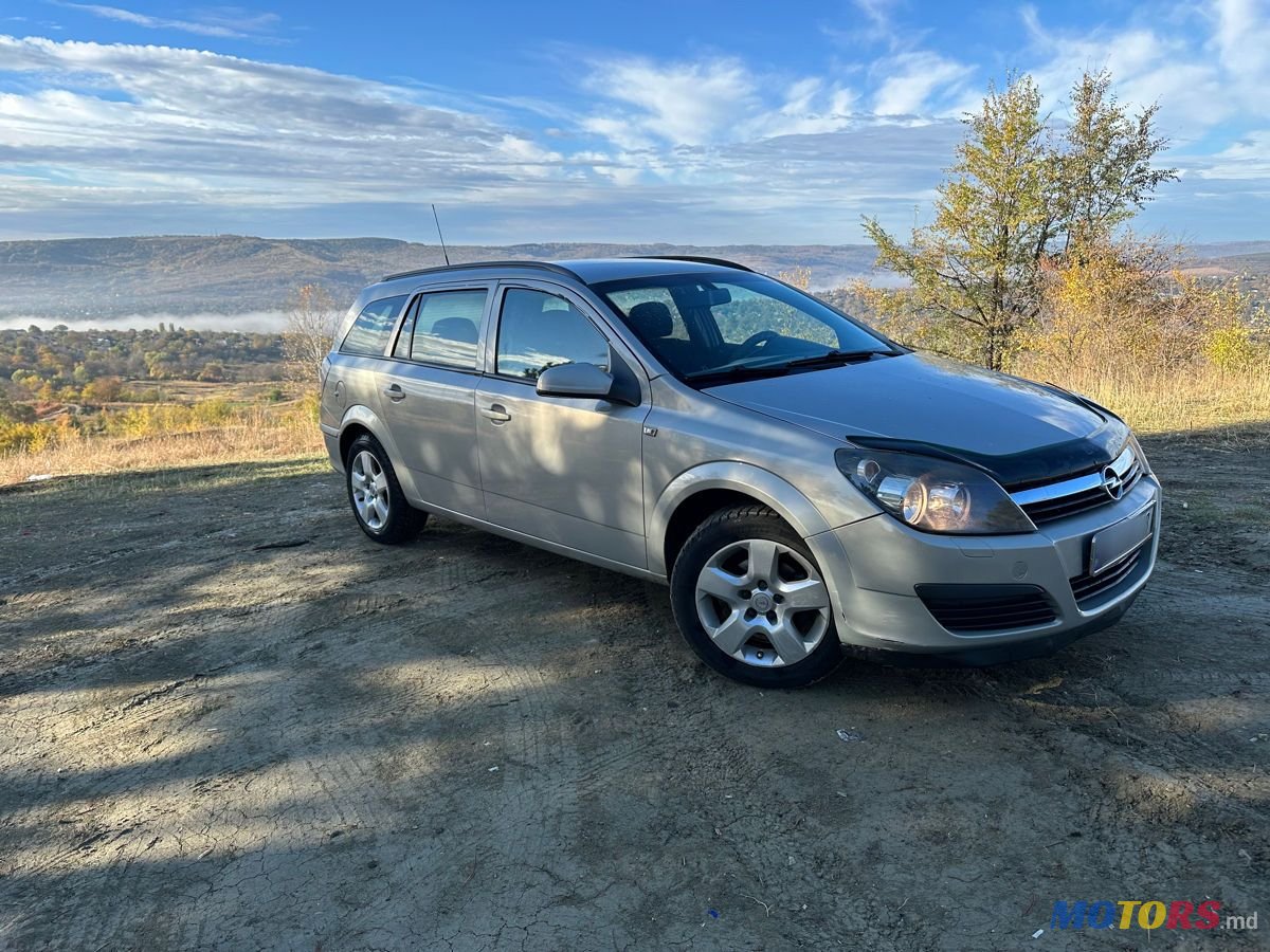 2006' Opel Astra photo #5