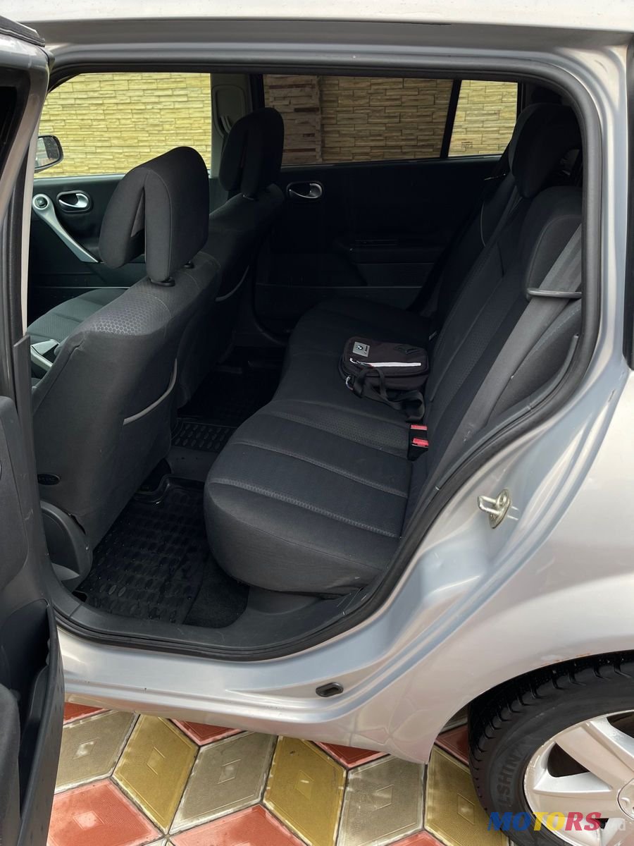 2005' Renault Megane photo #5