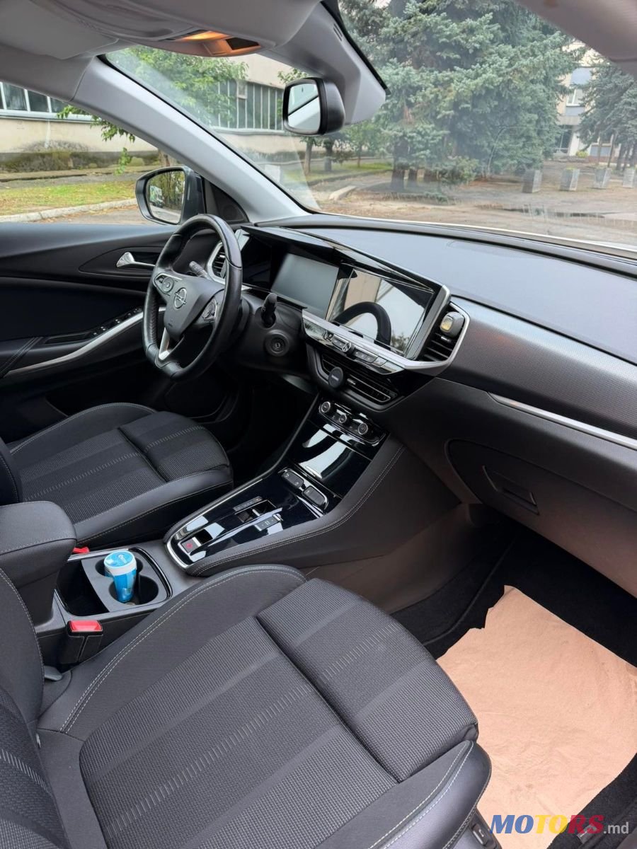 2024' Opel Grandland X photo #4