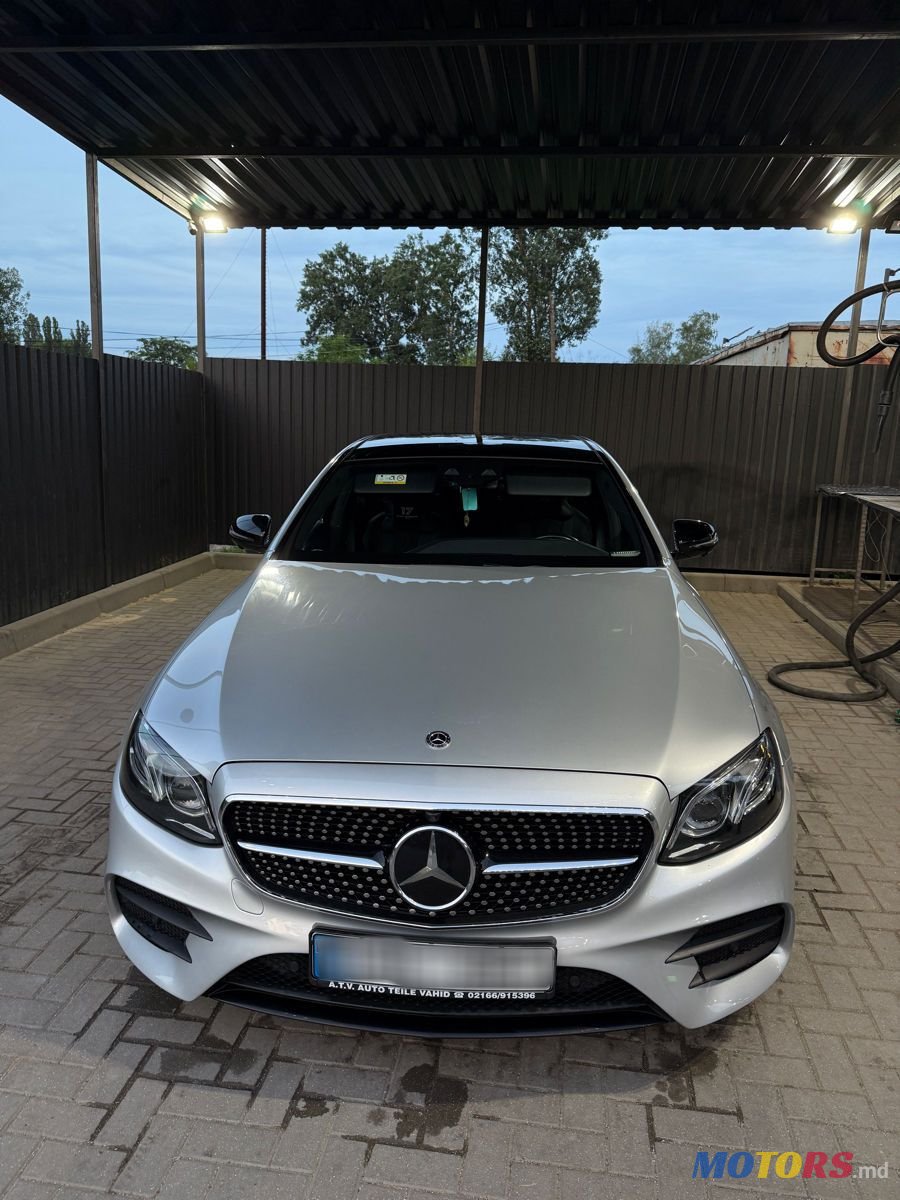 2019' Mercedes-Benz E-Class photo #1