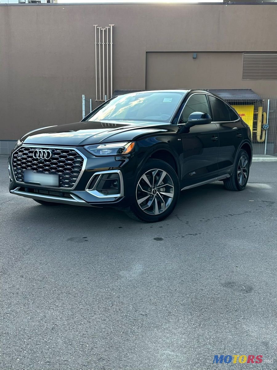 2021' Audi Q5 Sportback photo #3
