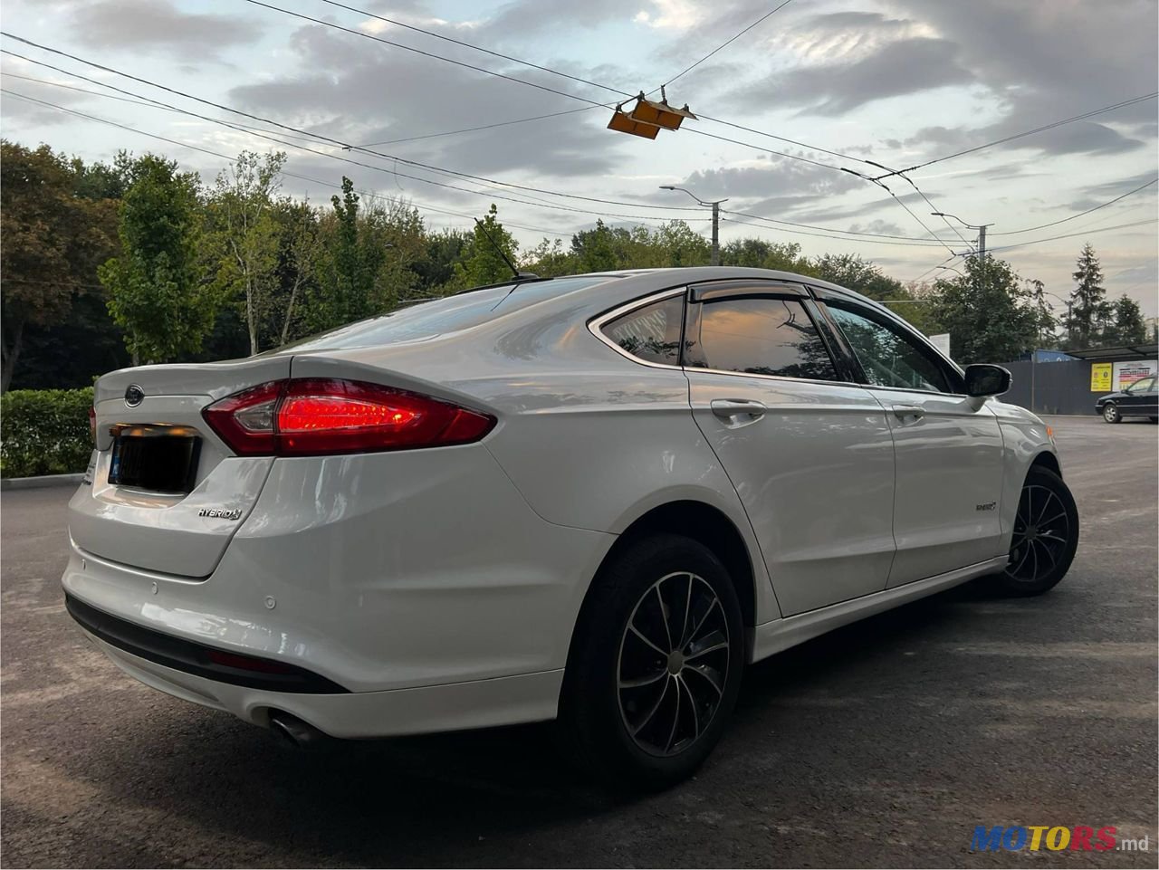 2012' Ford Fusion photo #2