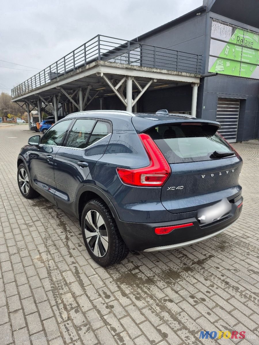 2021' Volvo XC40 photo #4
