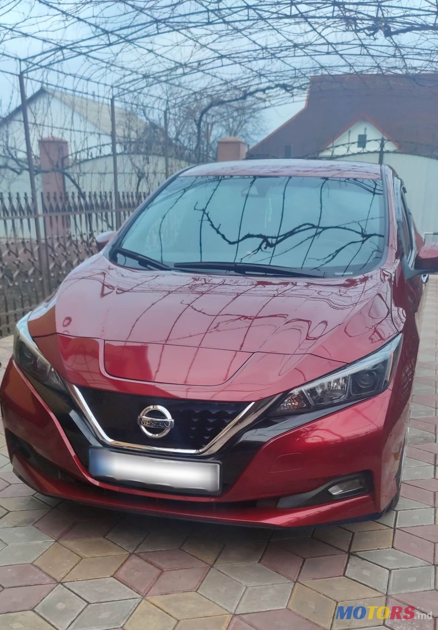 2020' Nissan Leaf photo #1