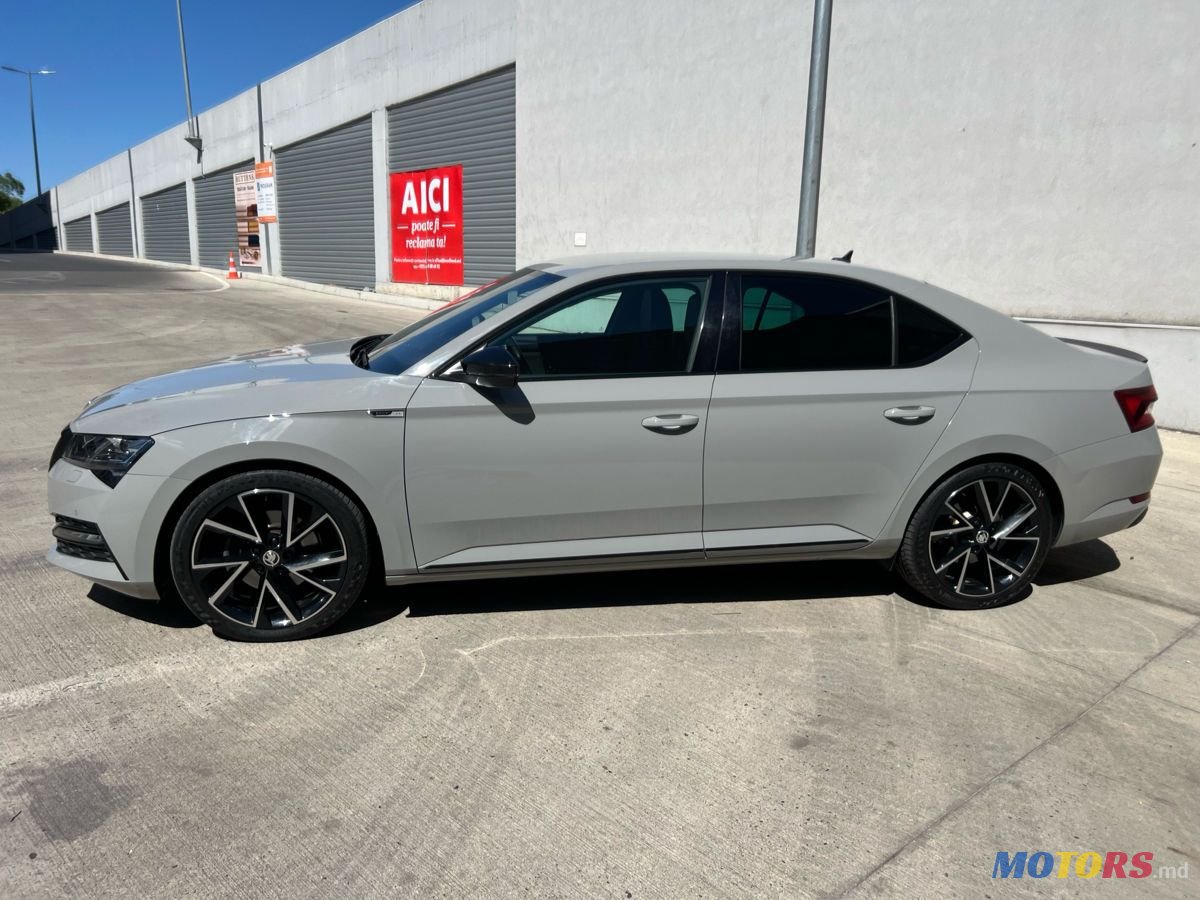 2020' Skoda Superb photo #2