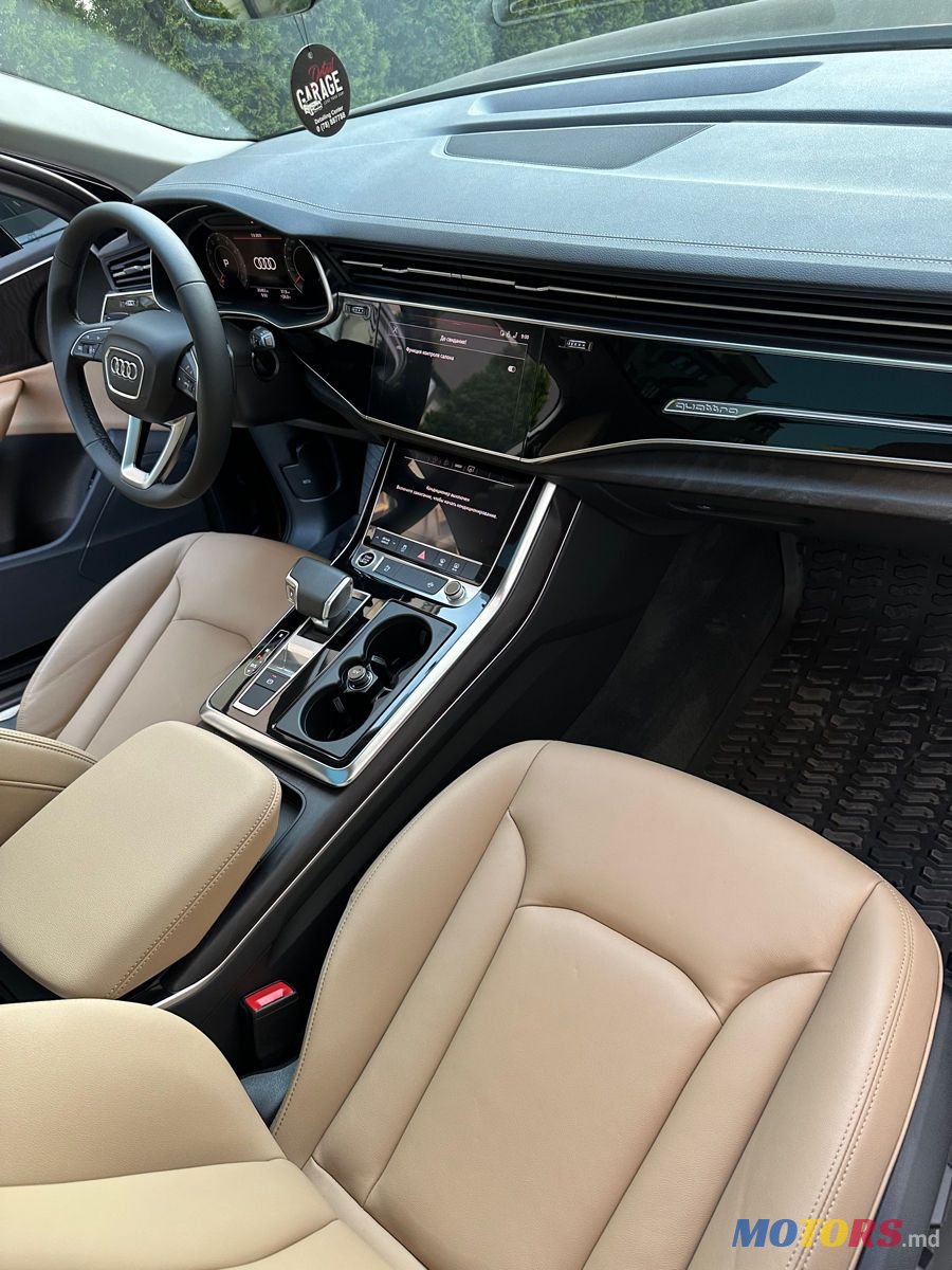 2023' Audi Q7 photo #2