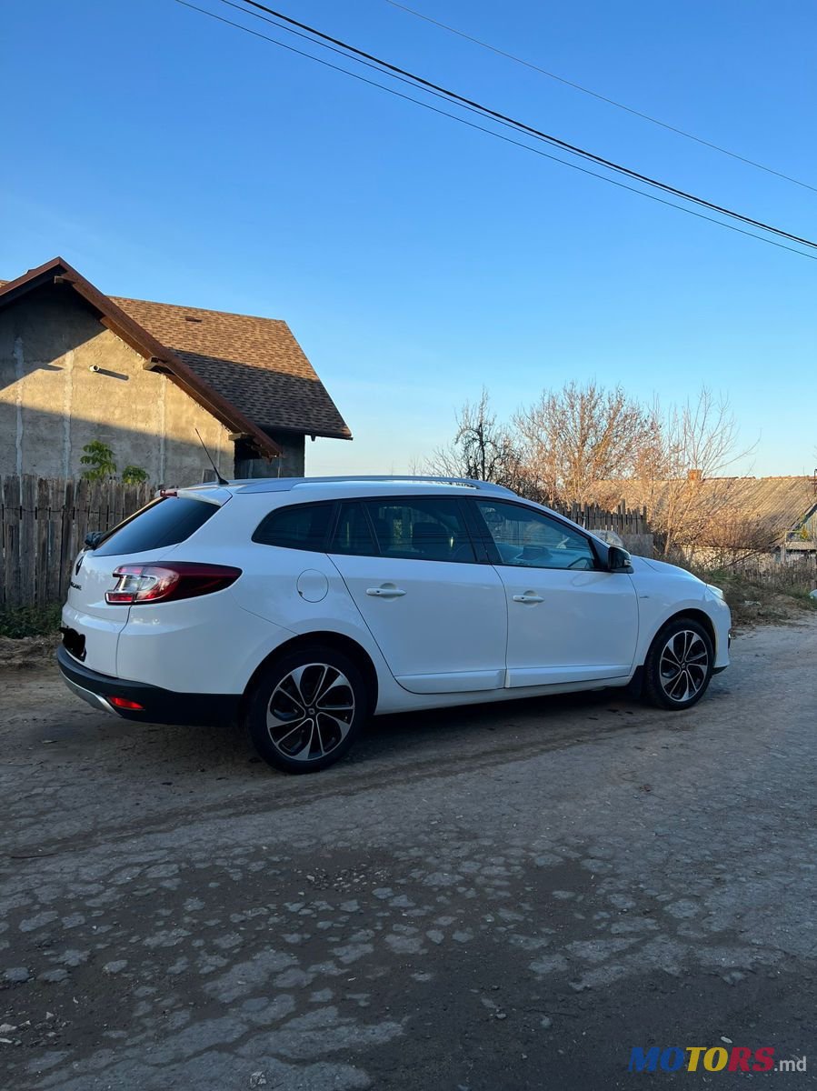 2015' Renault Megane photo #3