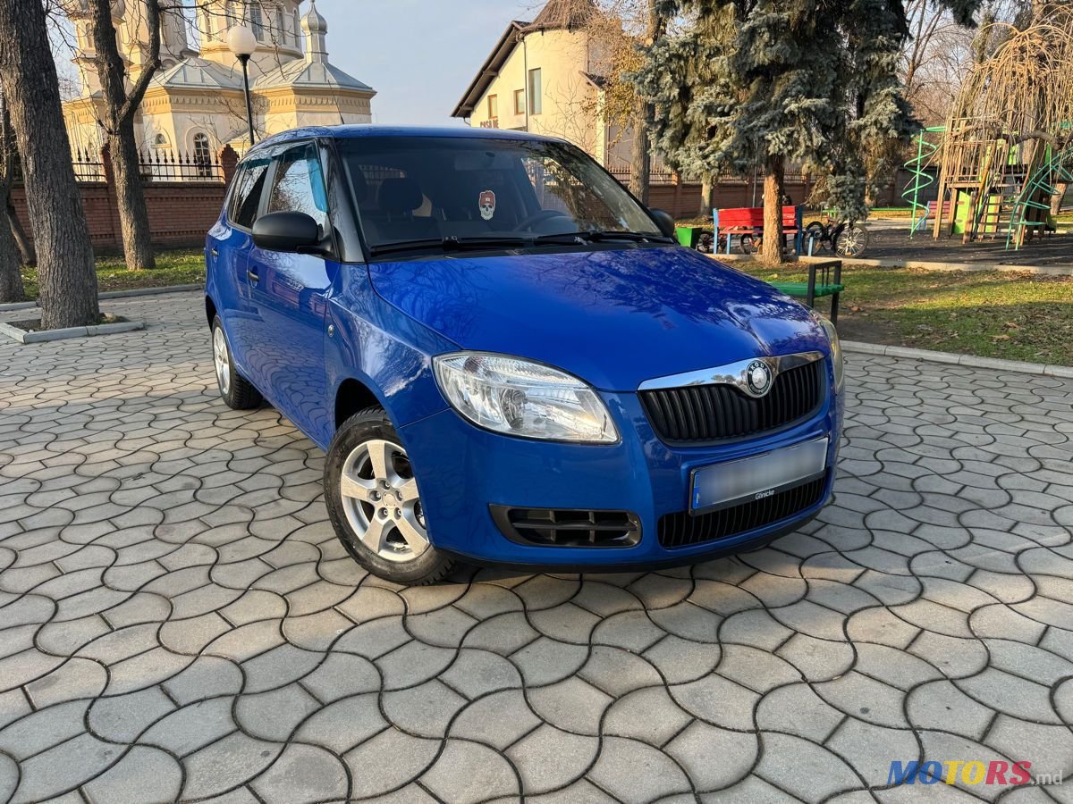 2009' Skoda Fabia photo #1