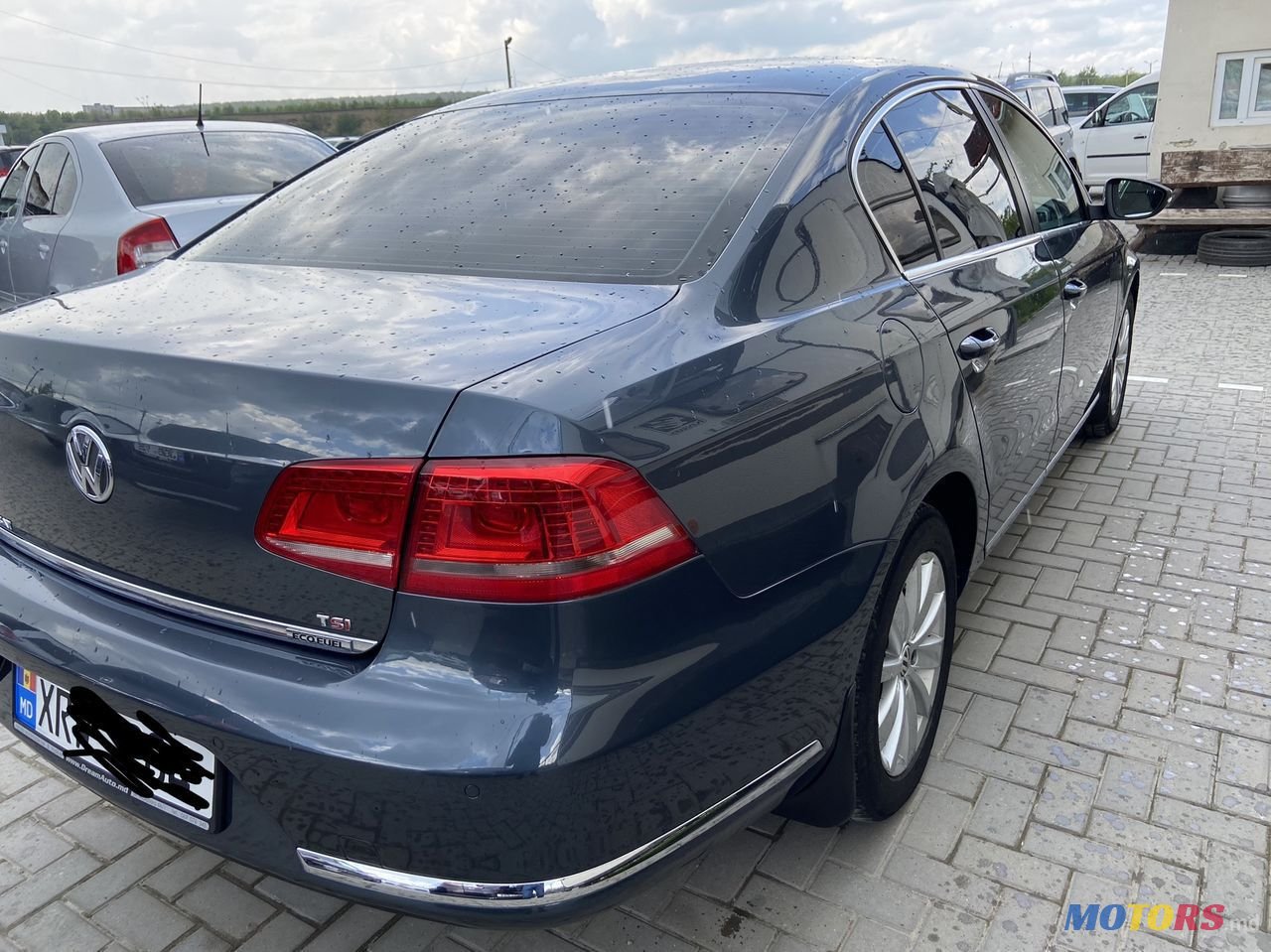 2013' Volkswagen Passat photo #5