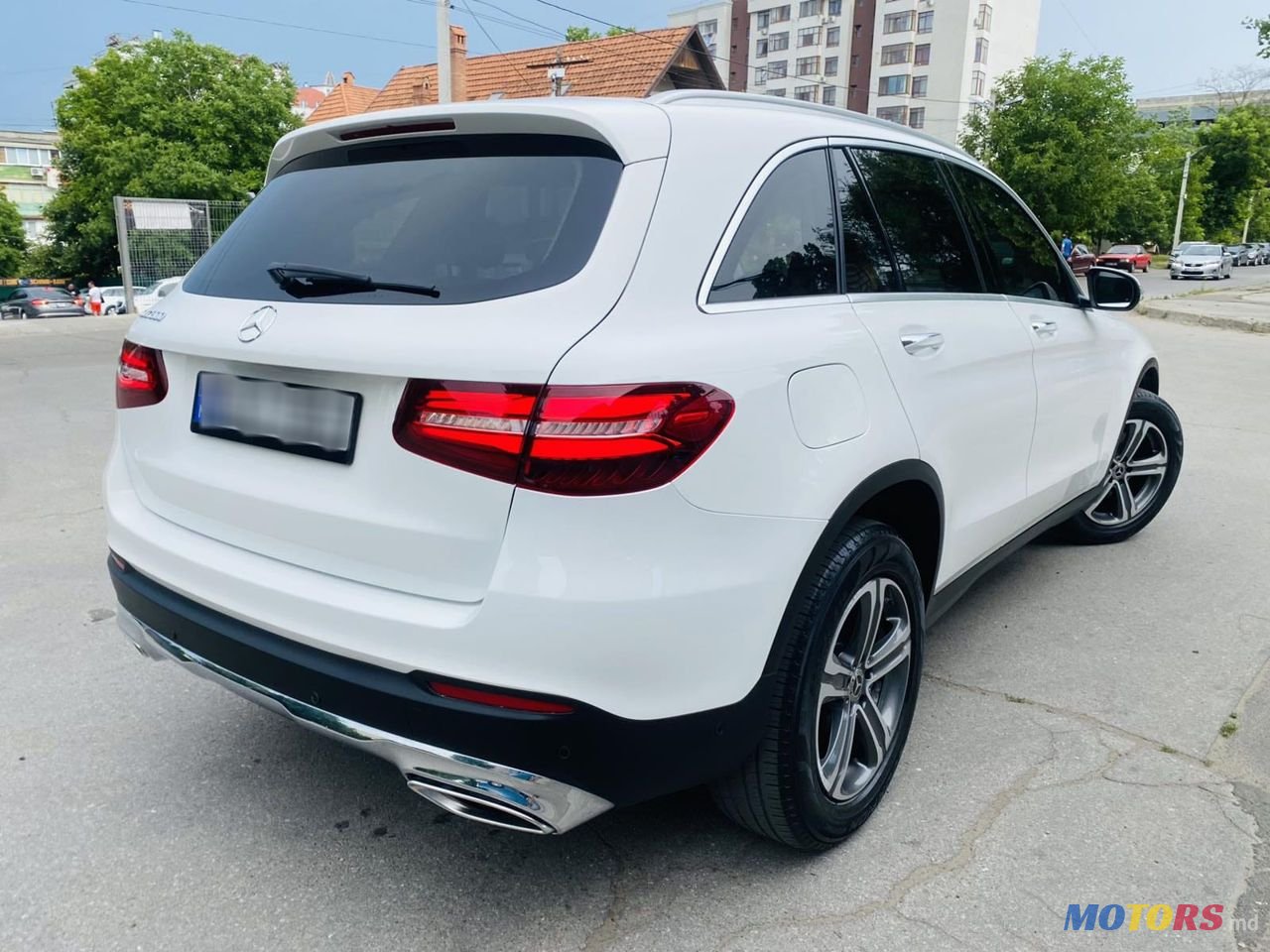 2017' Mercedes-Benz GLC photo #4