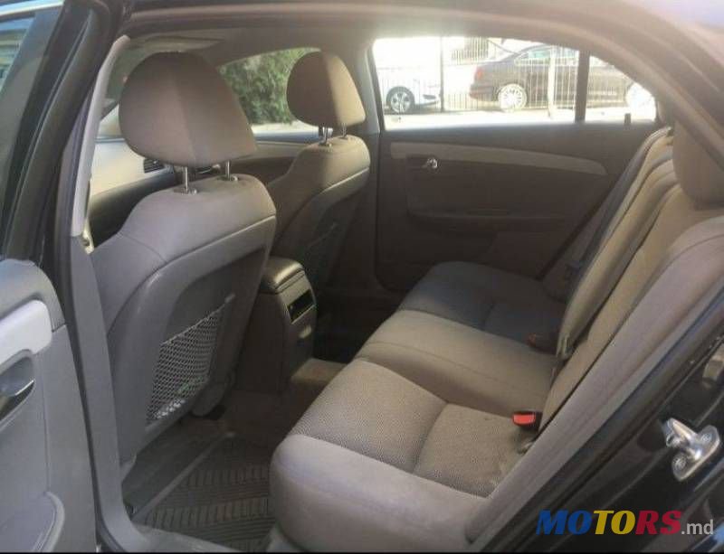 2012' Chevrolet Malibu photo #4