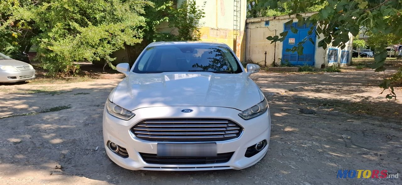 2013' Ford Fusion photo #5