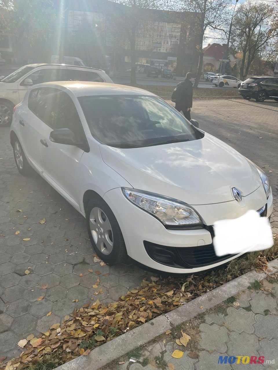 2012' Renault Megane photo #3