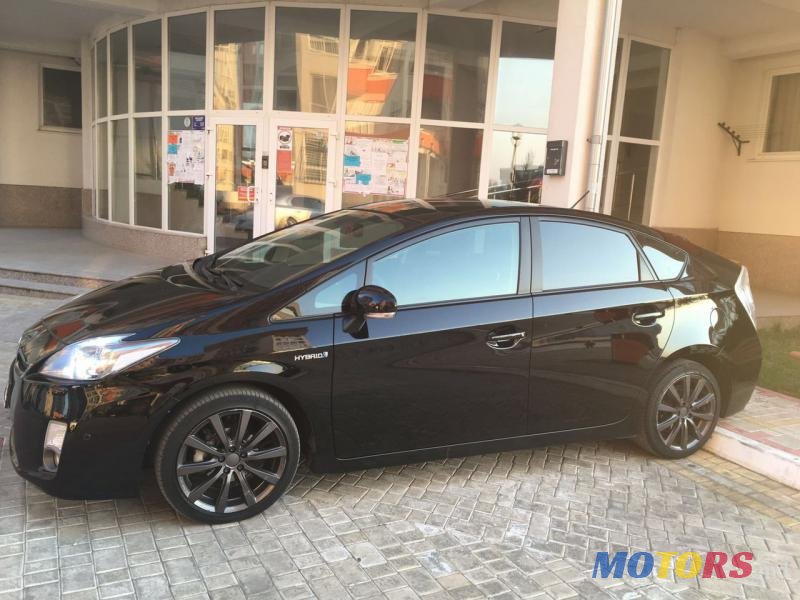 2010' Toyota Prius photo #1