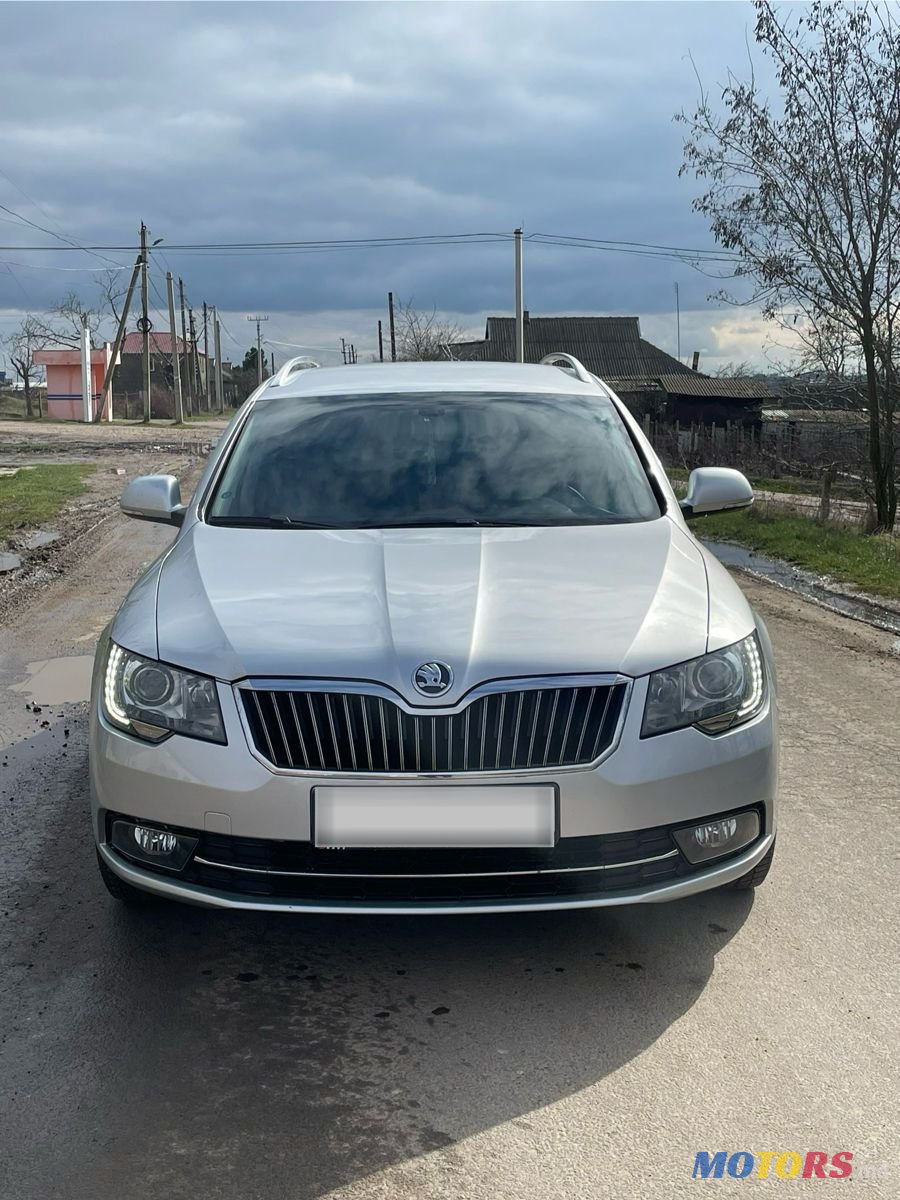 2013' Skoda Superb photo #1