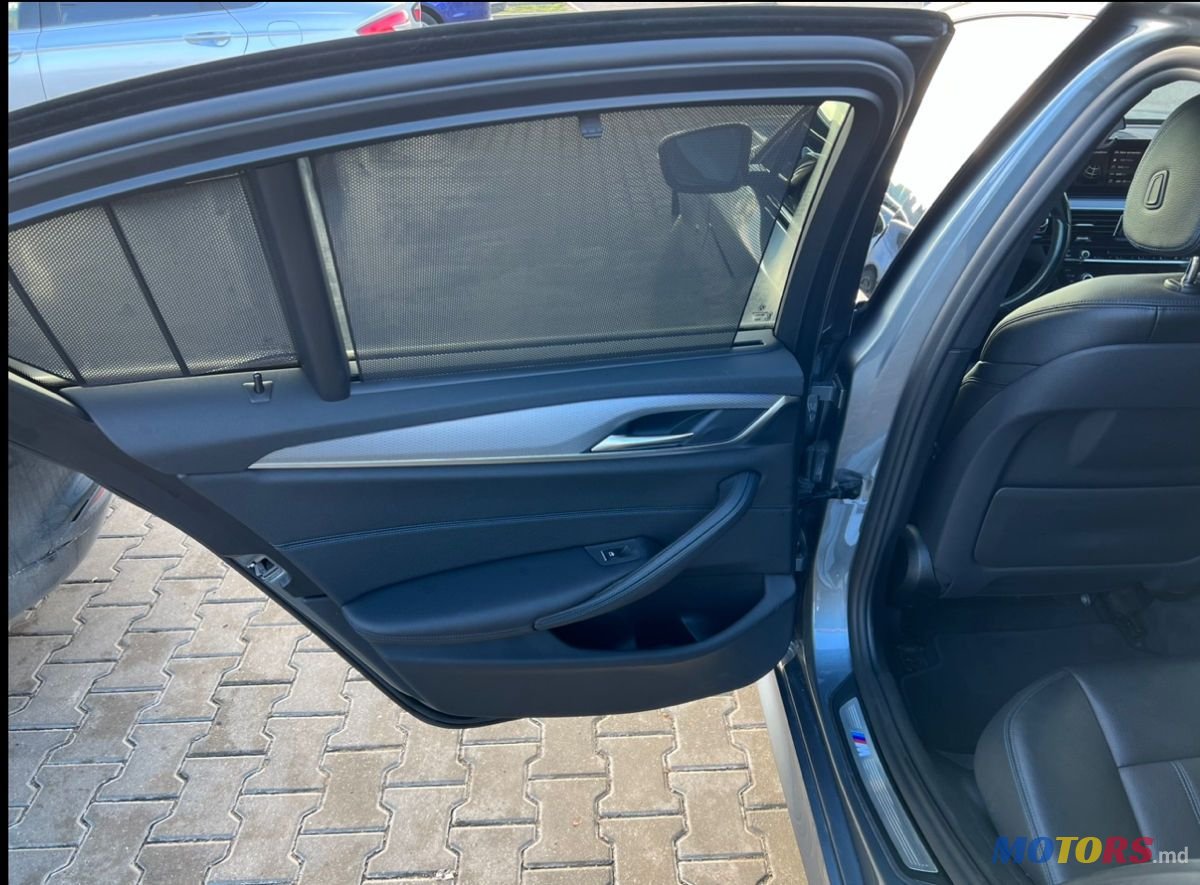 2018' BMW 5 Series photo #5