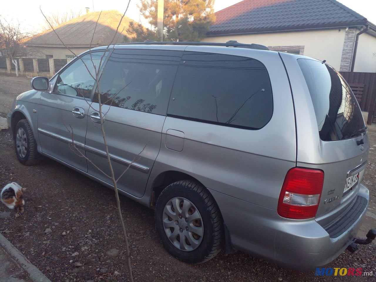 2004' Kia Carnival photo #5