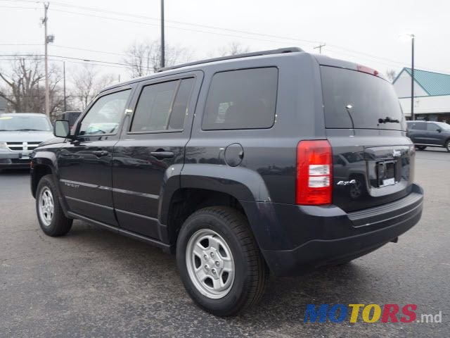 2016' Jeep Patriot photo #4