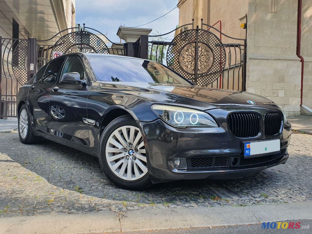 2009' BMW 7 Series photo #2