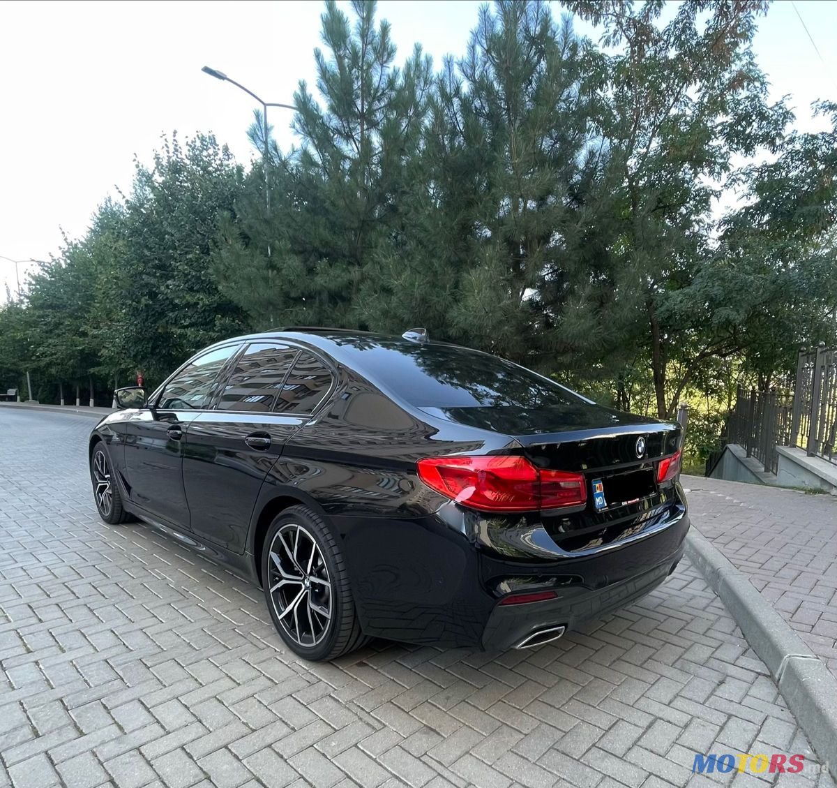 2019' BMW 5 Series photo #4