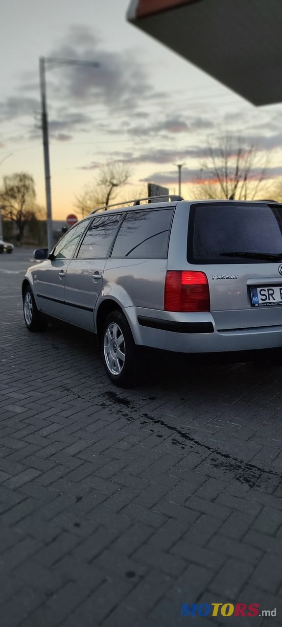 2000' Volkswagen Passat photo #4