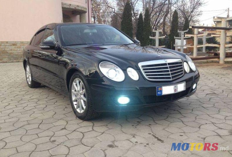 2007' Mercedes-Benz E photo #1