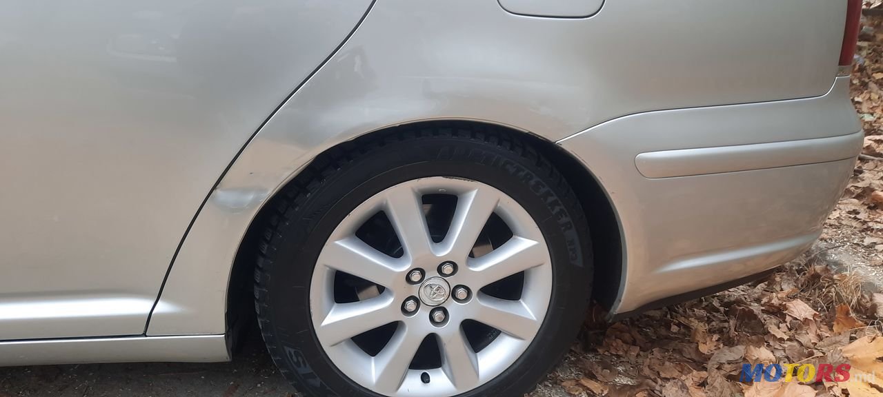 2006' Toyota Avensis photo #4