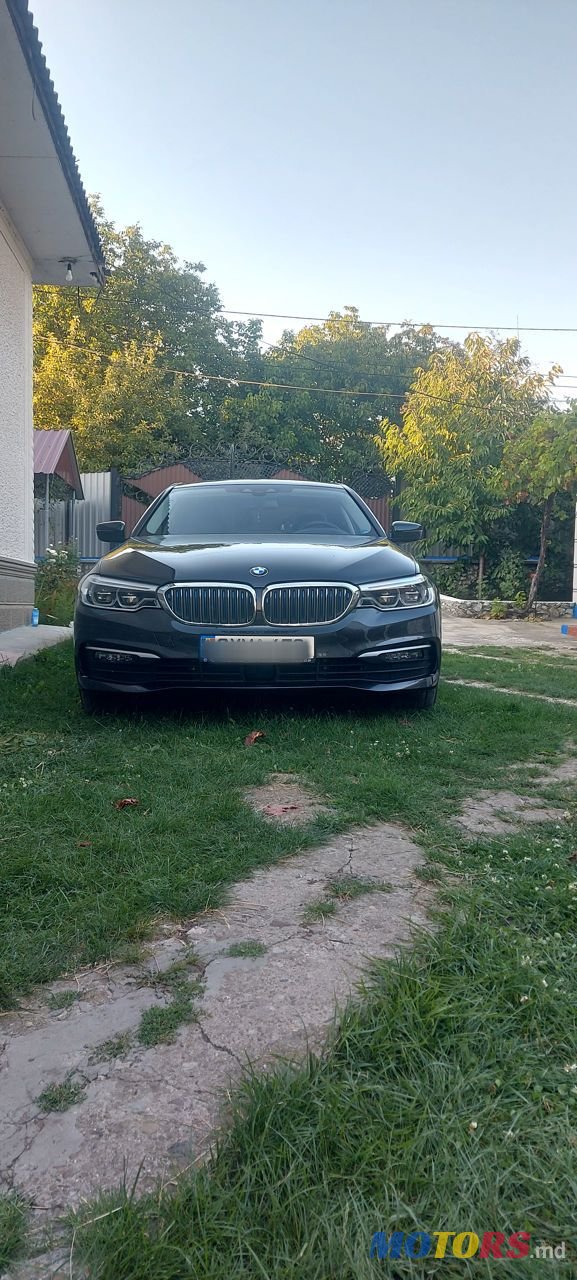 2018' BMW 5 Series photo #1