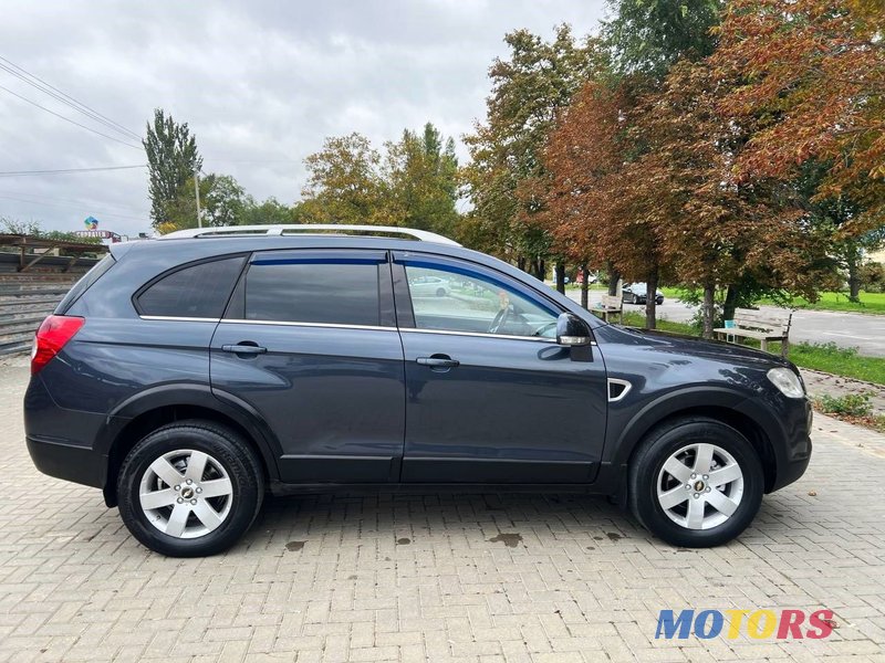 2008' Chevrolet Captiva photo #5