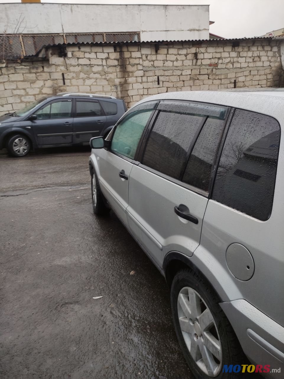 2005' Ford Fusion photo #2