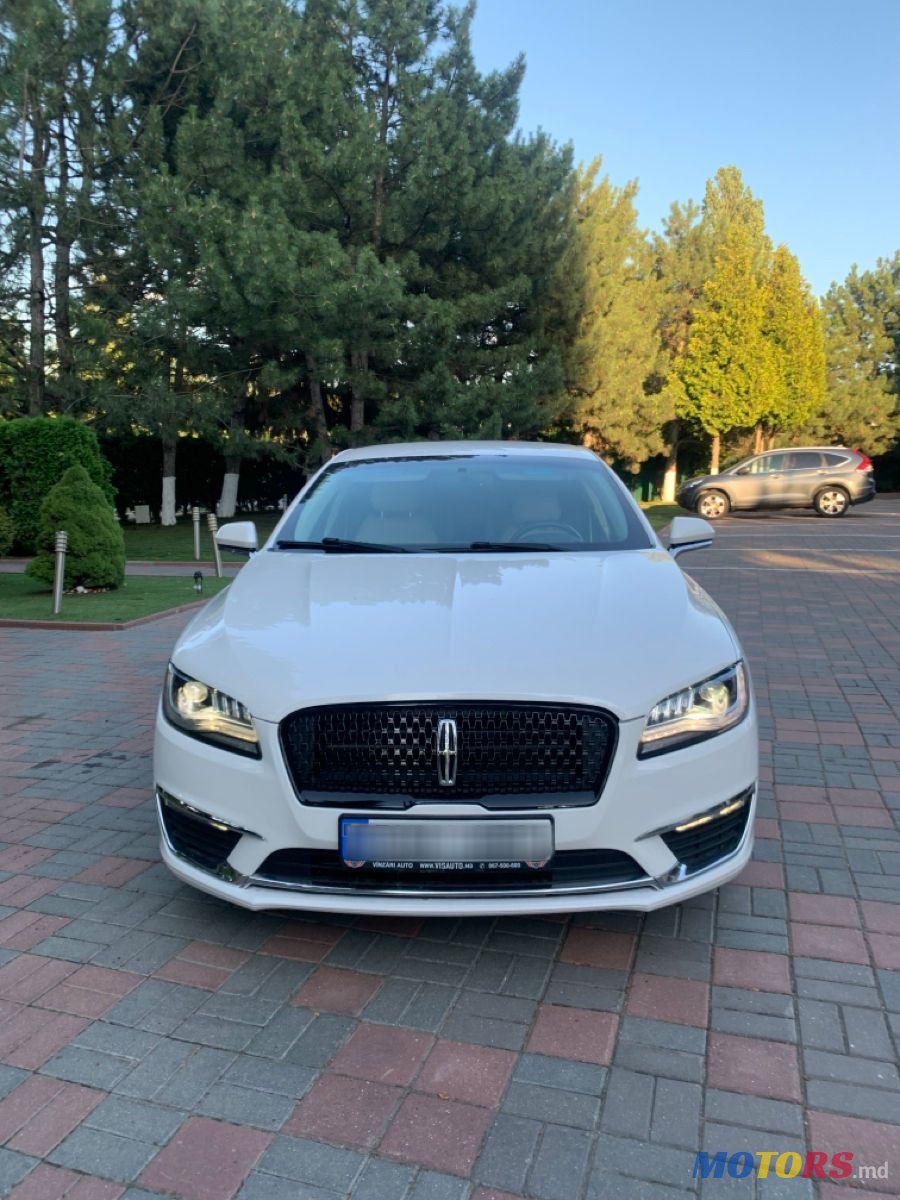 2017' Lincoln MKZ photo #6