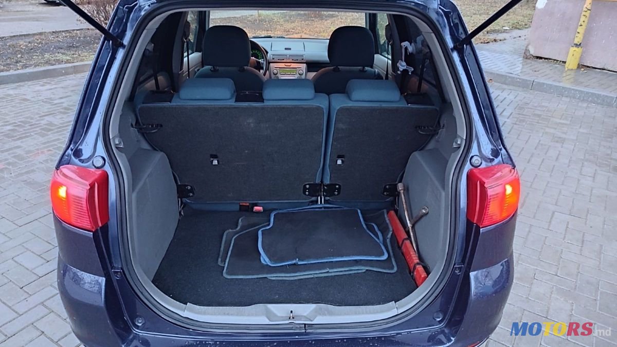 2005' Mazda 2 photo #4