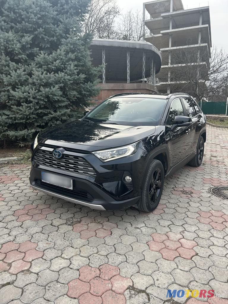 2020' Toyota RAV4 photo #1
