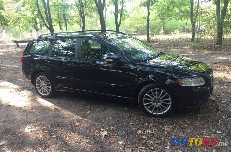 2009' Volvo V50 photo #1