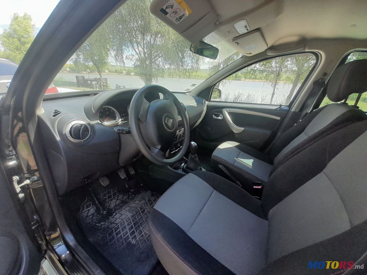 2013' Dacia Duster photo #4