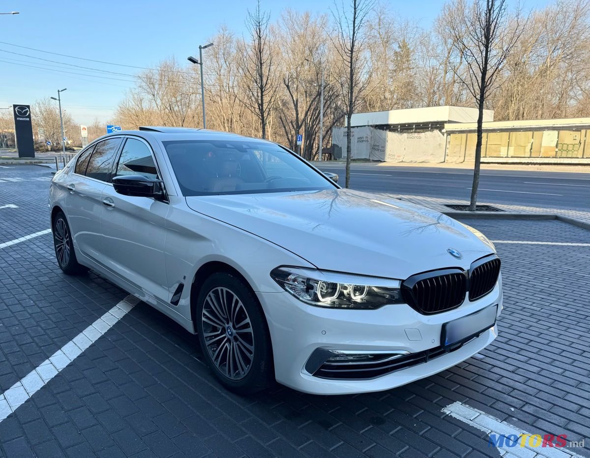 2017' BMW 5 Series photo #2