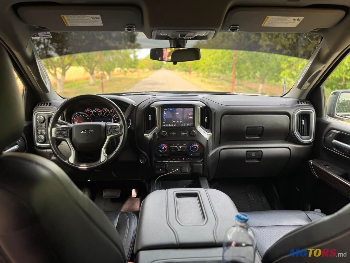 2021' Chevrolet Silverado photo #6