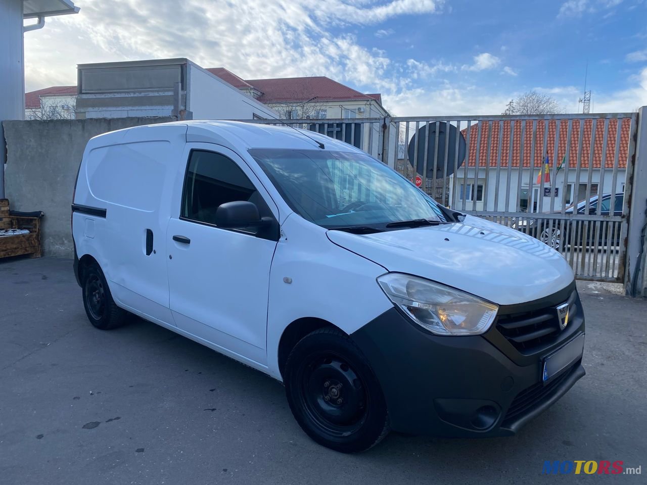 2015' Dacia Dokker photo #2