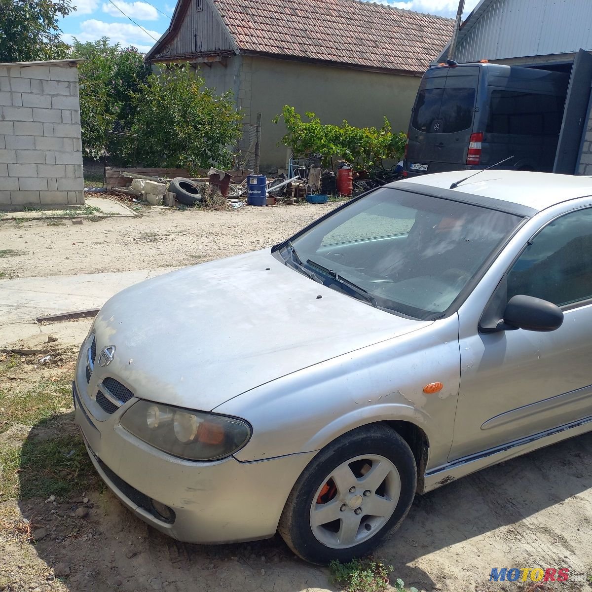 2003' Nissan Almera photo #2
