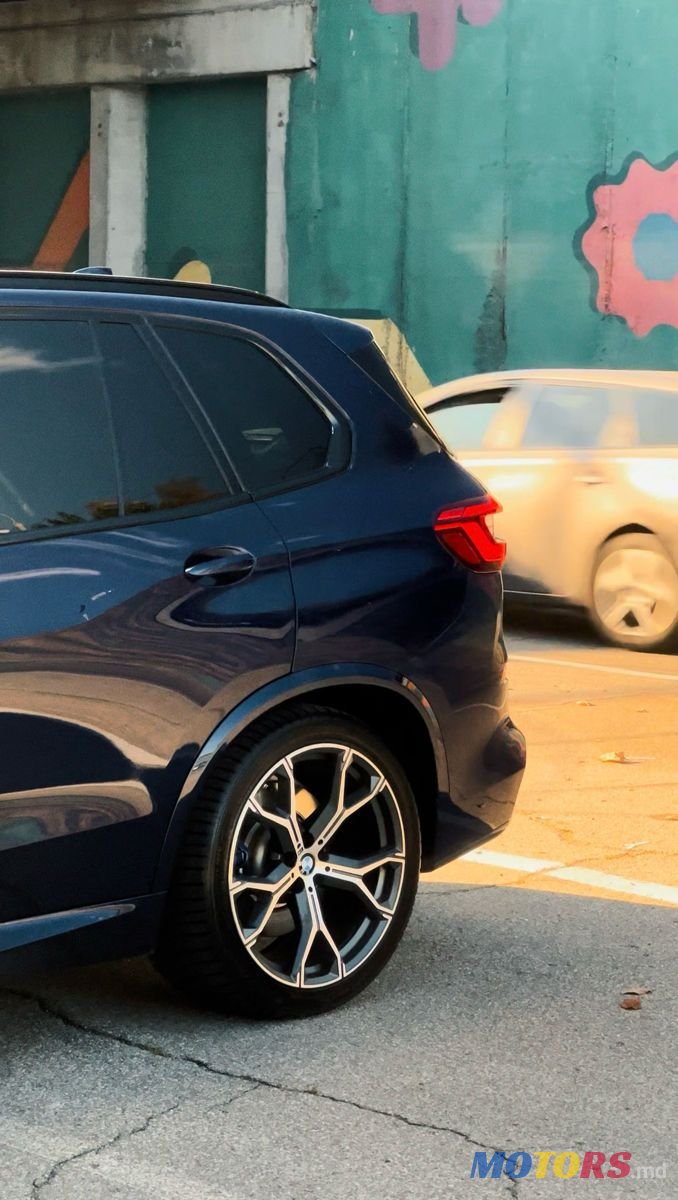 2020' BMW X5 photo #5
