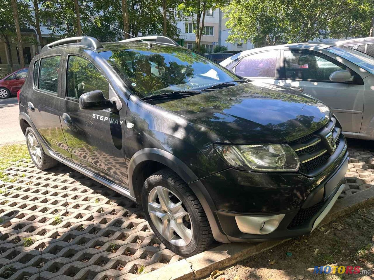 2013' Dacia Sandero Stepway photo #1