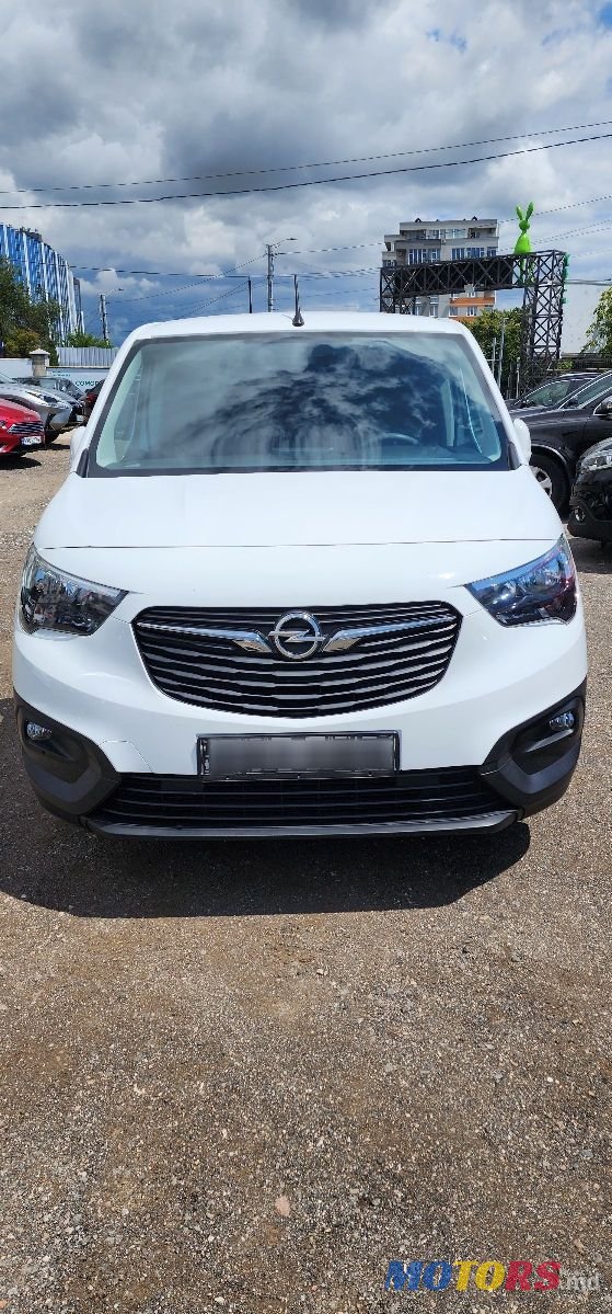 2019' Opel Combo photo #1