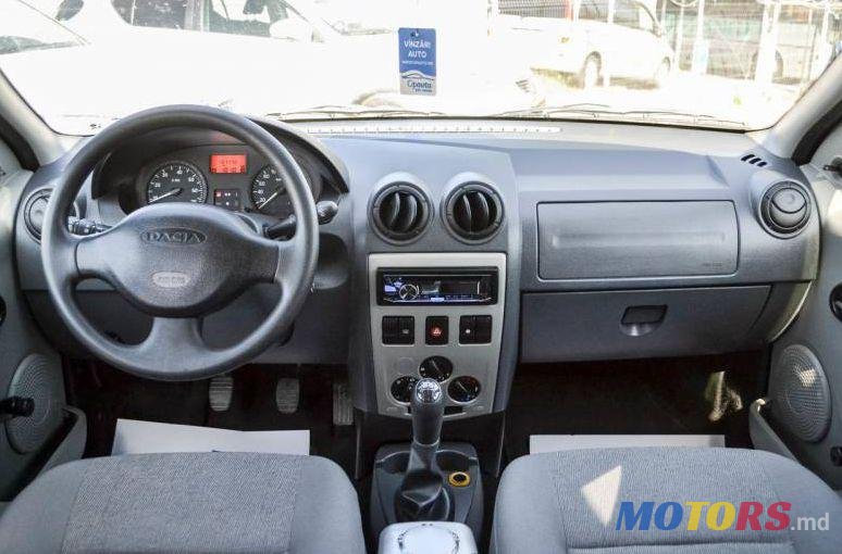 2008' Dacia Logan Mcv photo #2