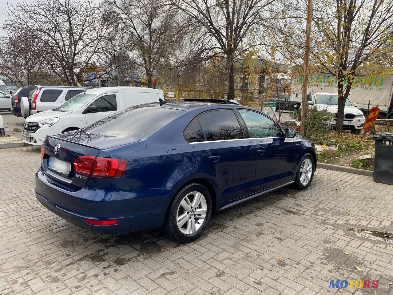 2013' Volkswagen Jetta photo #2