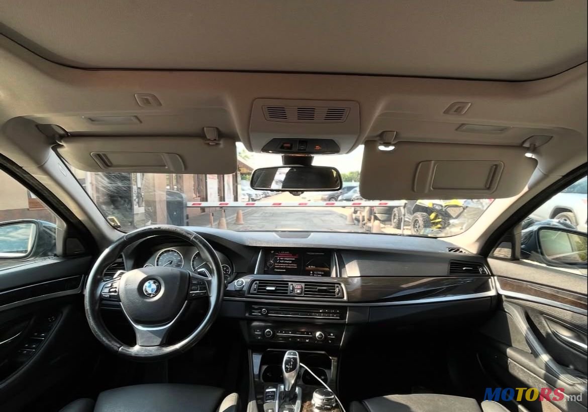 2016' BMW 5 Series photo #3