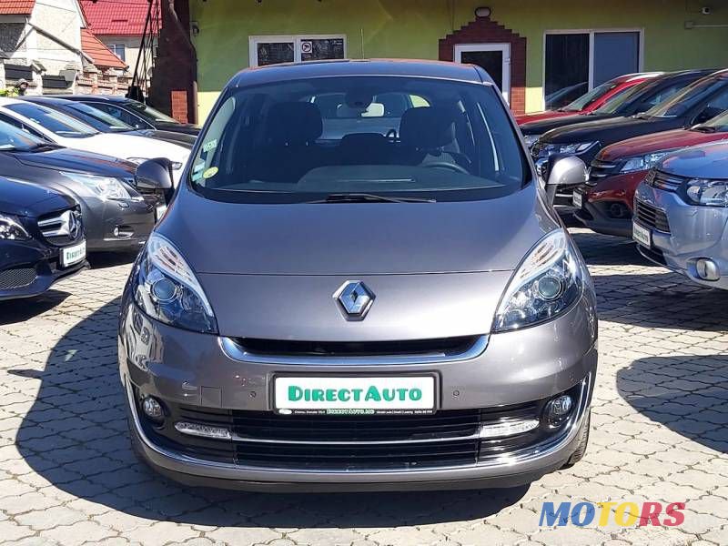 2012' Renault Grand Scenic photo #3