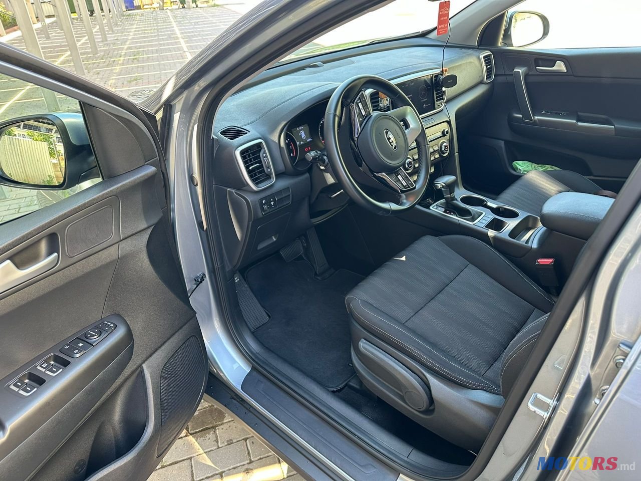 2021' Kia Sportage photo #6