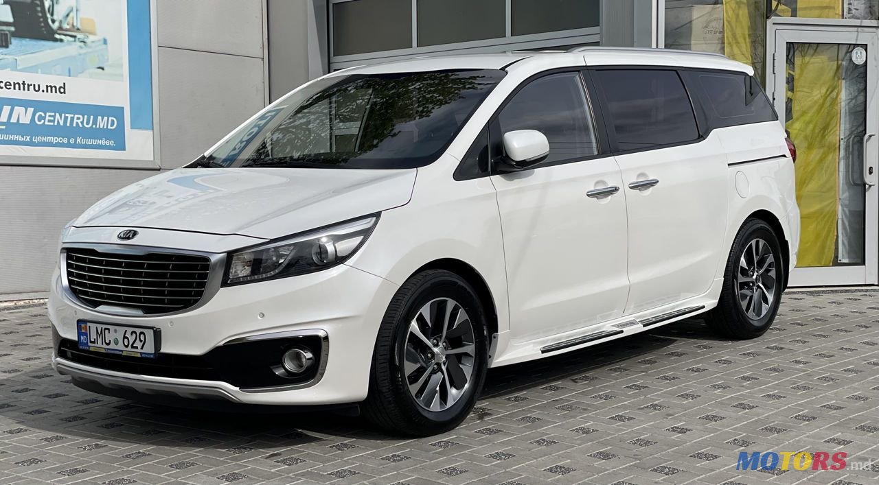2017' Kia Carnival photo #1