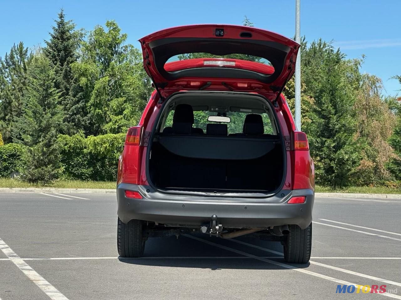 2013' Toyota RAV4 photo #4