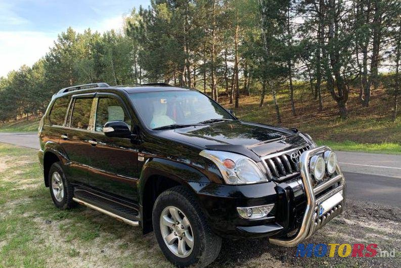 2006' Toyota Land Cruiser Prado photo #1
